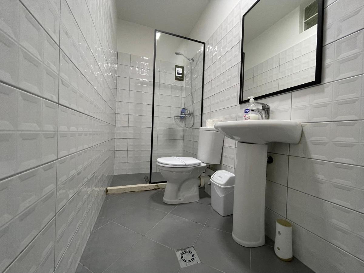 Central Studio Apartments Tiranë Ngoại thất bức ảnh