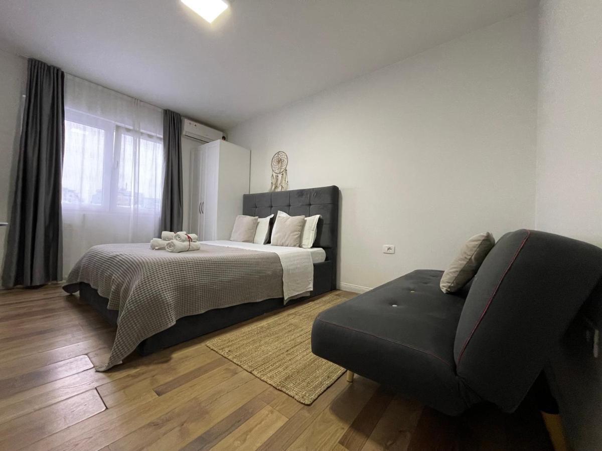 Central Studio Apartments Tiranë Ngoại thất bức ảnh