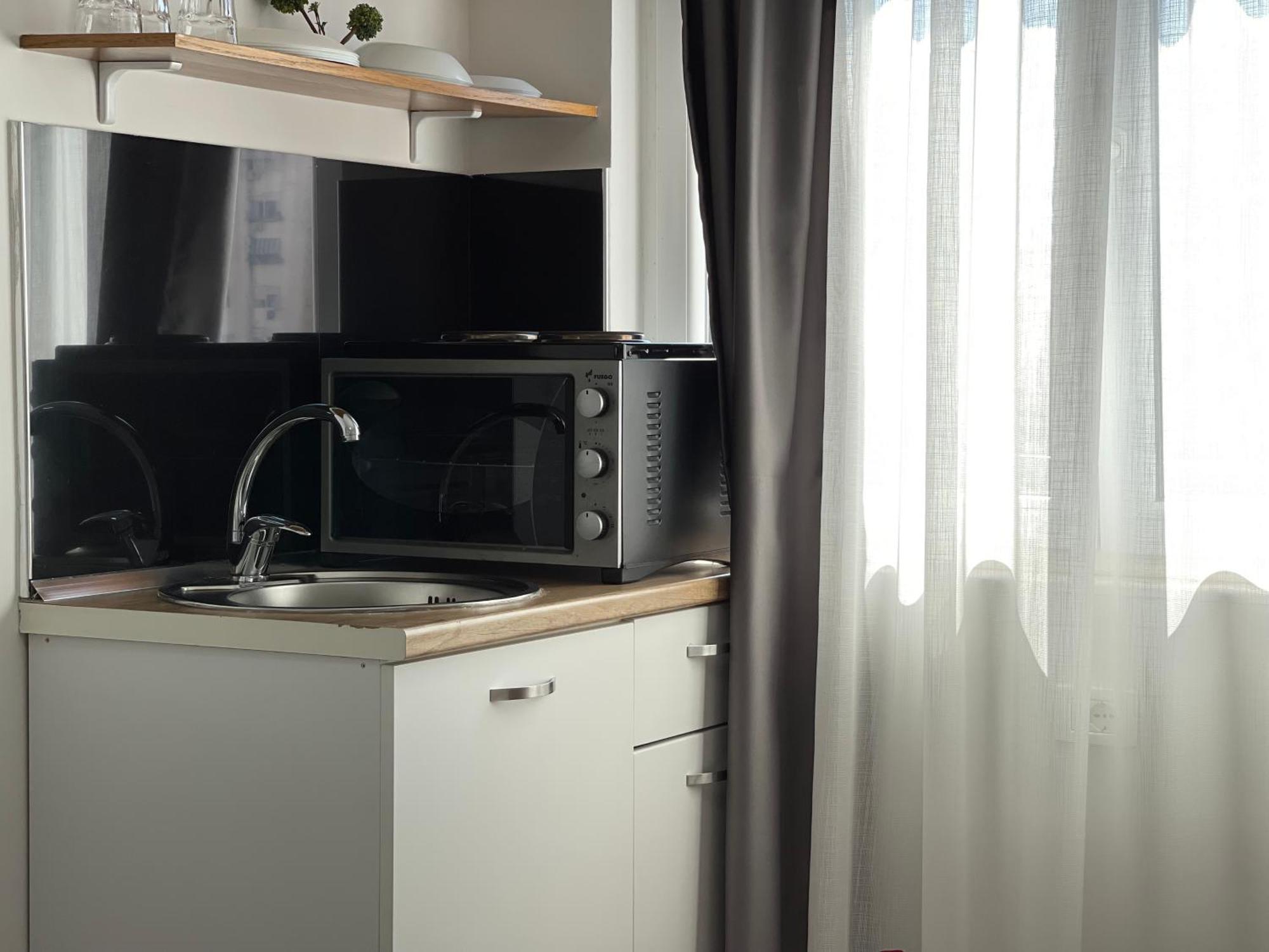 Central Studio Apartments Tiranë Phòng bức ảnh